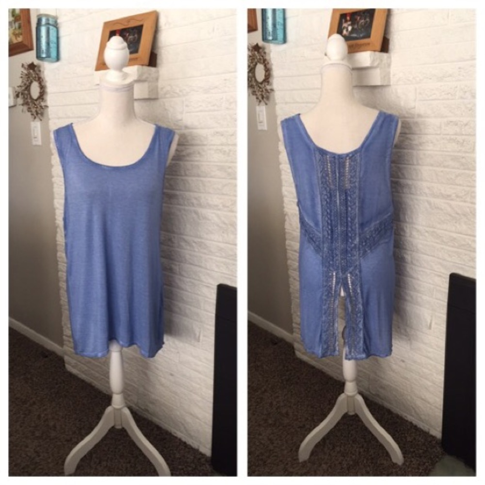 Unity world wear hi low tank top